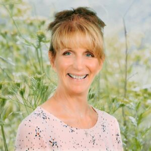 Inspirational Author Jennifer Sienes